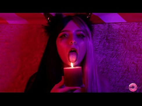 ❤️ Broche apaixonado de Succubus Sexy com preenchimento da boca ❌ Porno fb em nós ❌❤